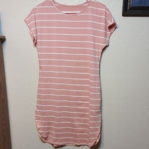 🧡NWOT Striped Pink Casual Knee Length Dress